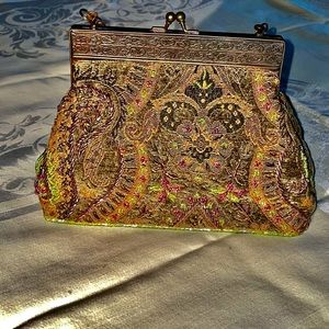 Vintage Elegant Beaded Evening Bag.